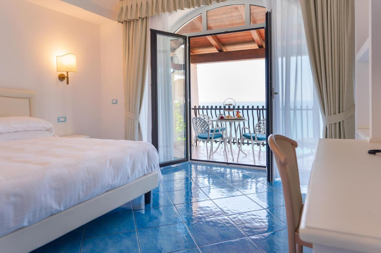 Grand Hotel Le Rocce Γκαέτα Εξωτερικό φωτογραφία