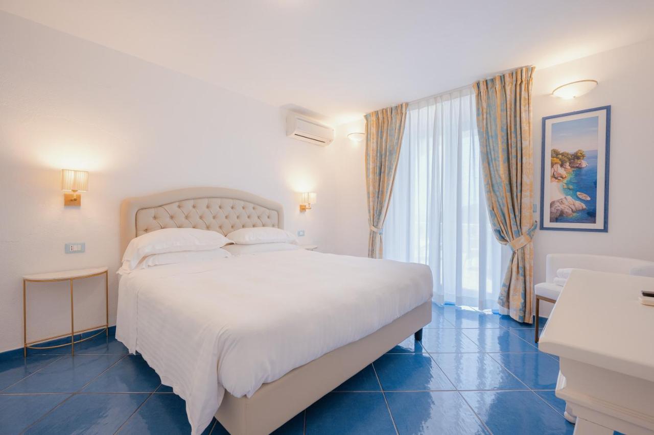 Grand Hotel Le Rocce Γκαέτα Εξωτερικό φωτογραφία