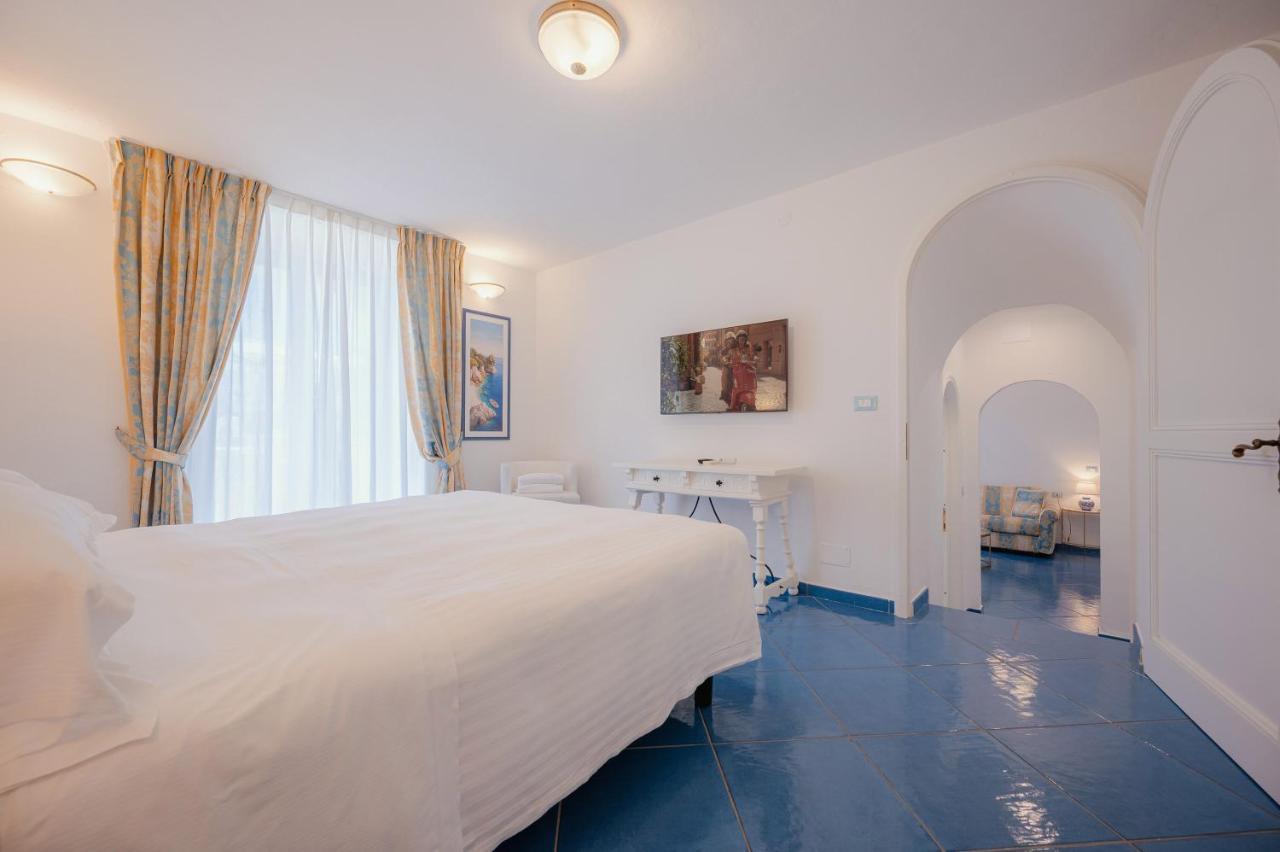Grand Hotel Le Rocce Γκαέτα Εξωτερικό φωτογραφία